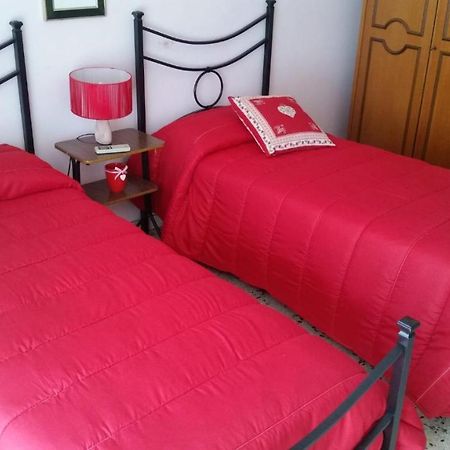 Tora House Hotel Catania Bagian luar foto
