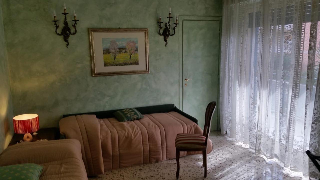 Tora House Hotel Catania Bagian luar foto