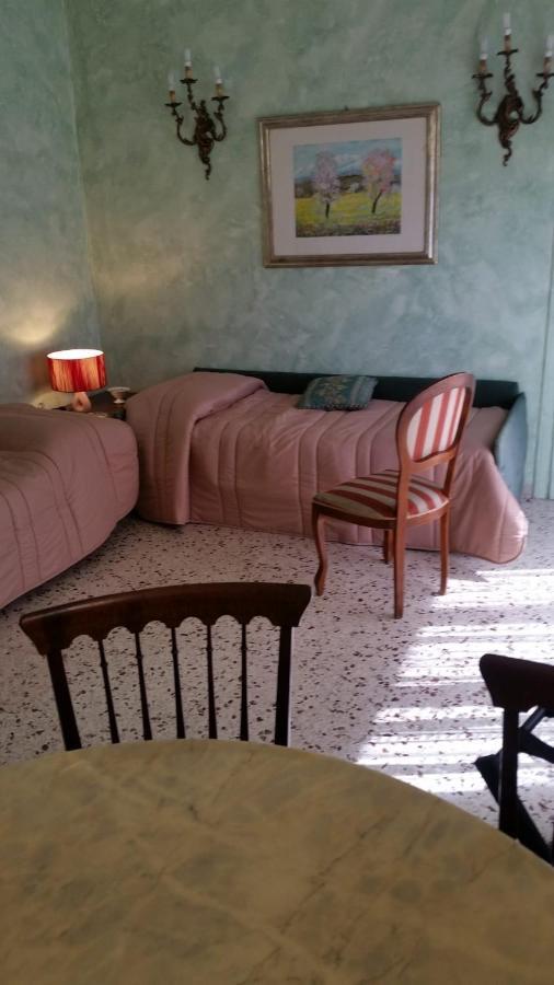 Tora House Hotel Catania Bagian luar foto